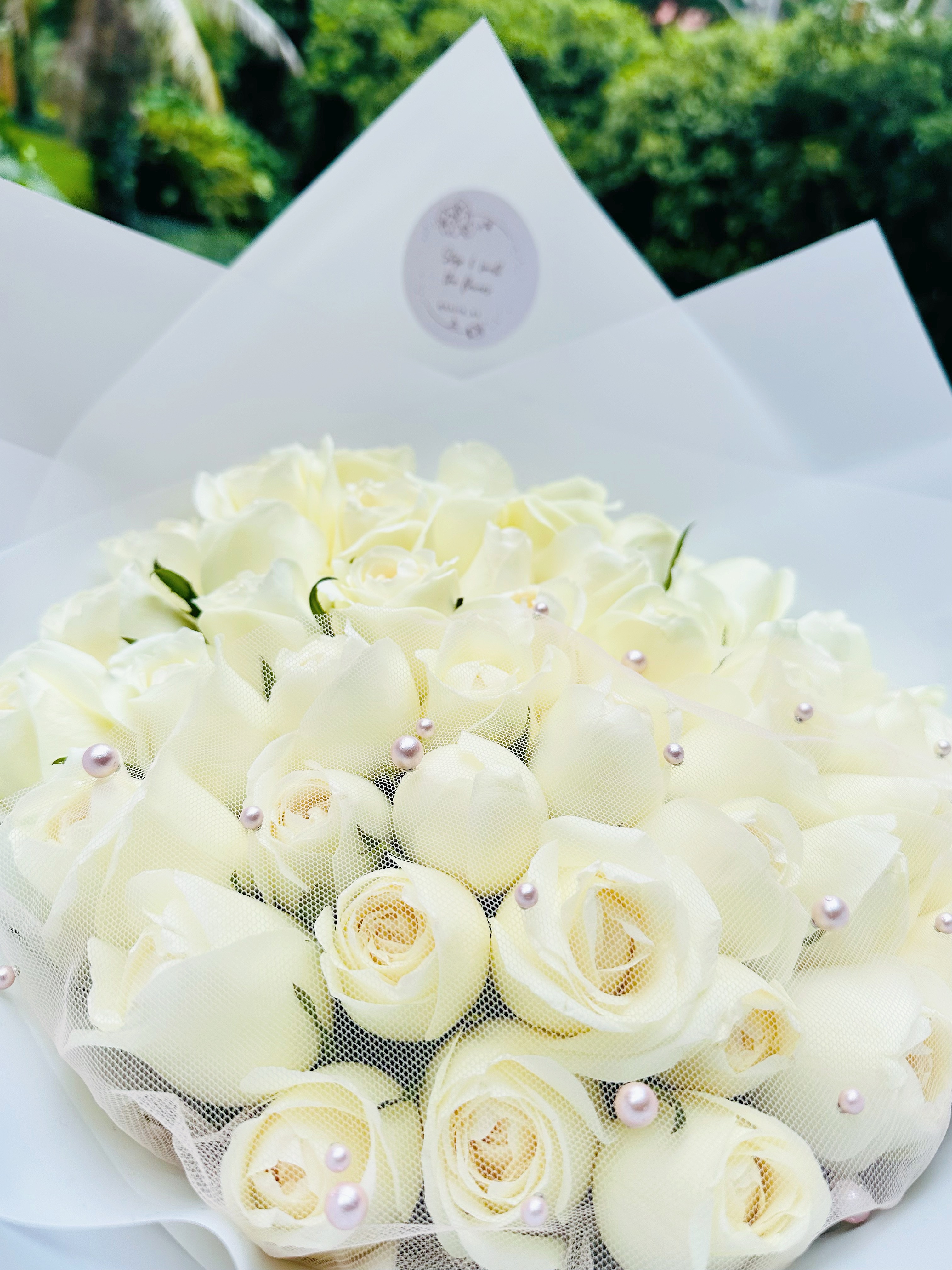 Snow White Bouquet 6