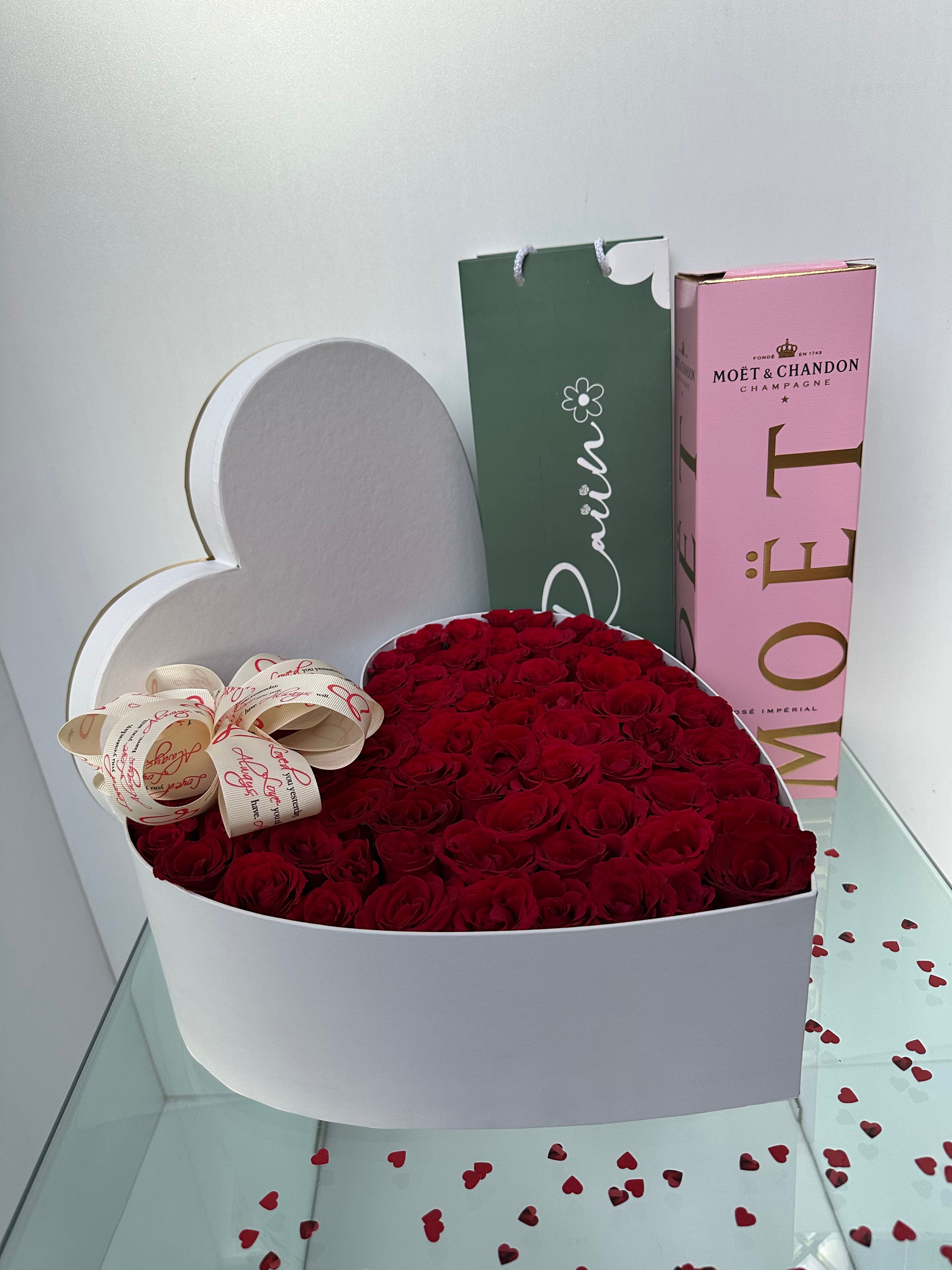 Grand Heart Red Roses with Moët Rosé